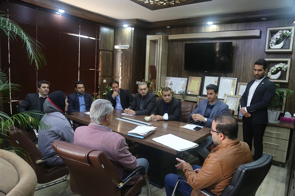 شهردار، رئیس و عضو شورای شهر صدرا با شهروندان دیدار کردند