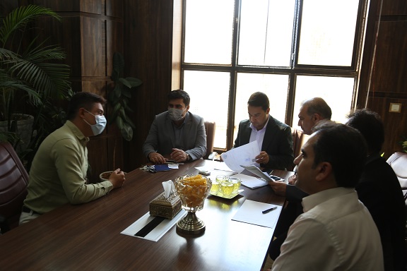 دیدار شهروندان صدرا با شهردار  و رئیس کمیسیون معماری و شهرسازی شورای اسلامی شهر